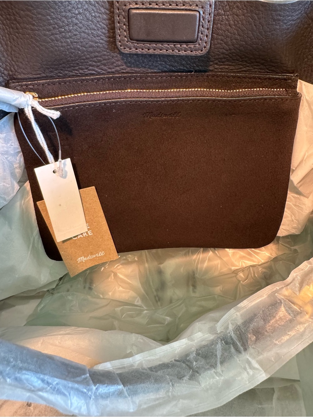 Madewell
The Oversized Shopper Tote brown suede - Picture 11 of 12